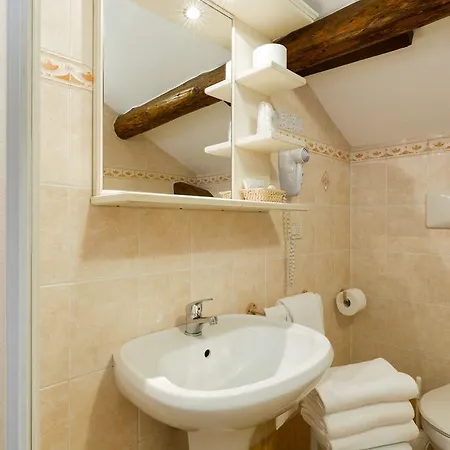 Casanova Oda ve Kahvaltı