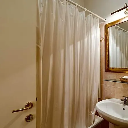 فندق مبيت وإفطار Casanova 4*